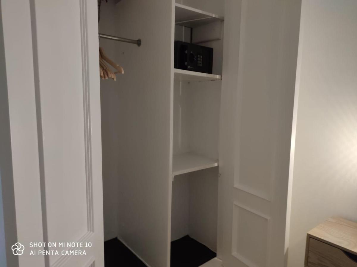 Port House, Paseo Maritimo,A Un Minuto Playa Apartment Фуeнхирола Екстериор снимка
