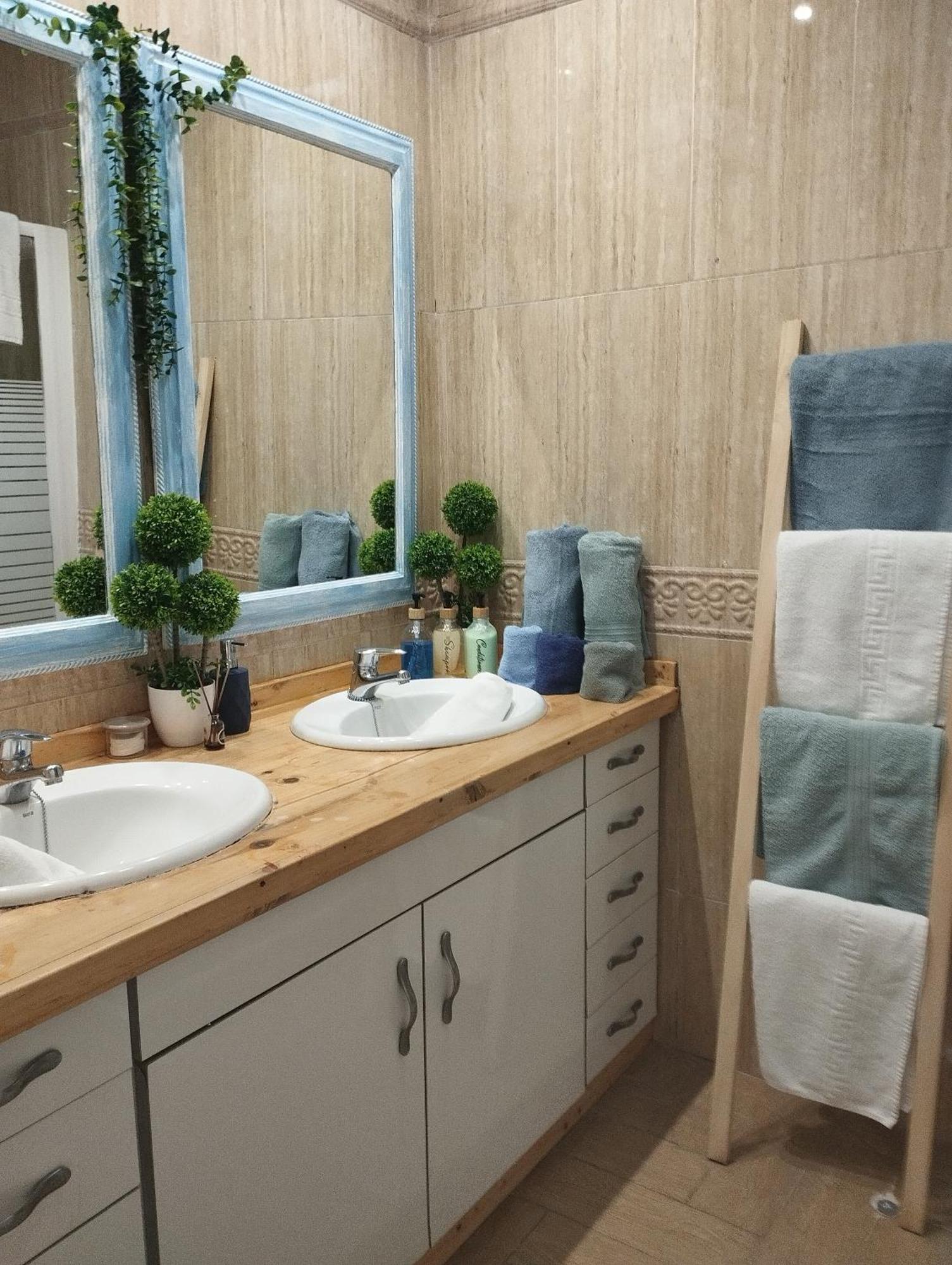 Port House, Paseo Maritimo,A Un Minuto Playa Apartment Фуeнхирола Екстериор снимка